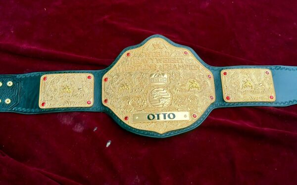WWE 3D CASTED BIG GOLD BY EPIC QUALITY